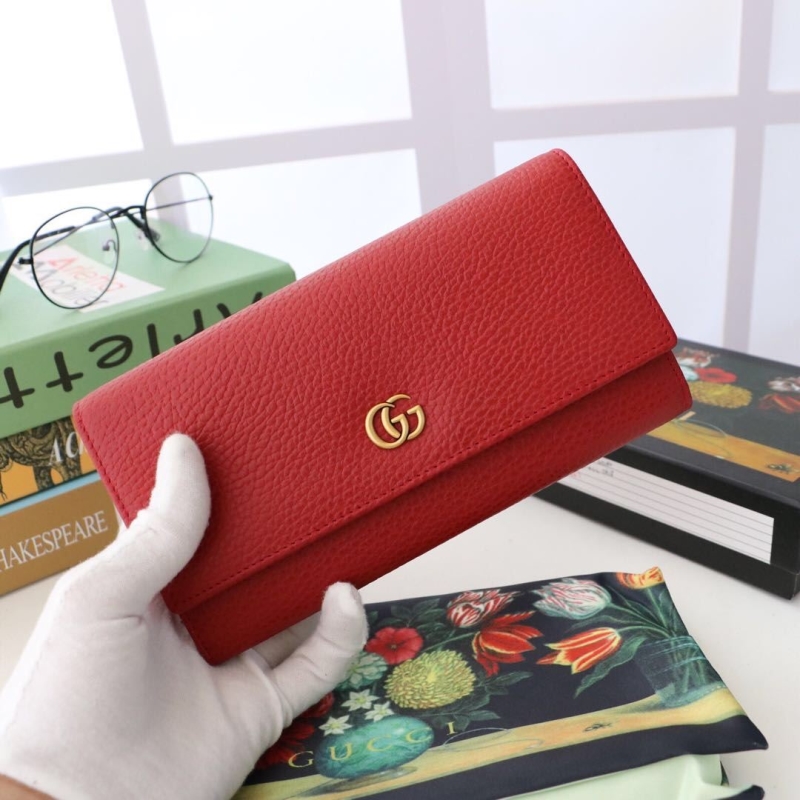 G*u*i wallets & purse